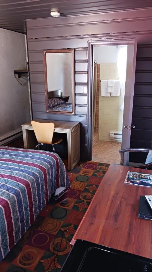 White Pine Motel Ely Ngoại thất bức ảnh